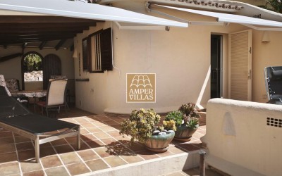 Villa im Mediterranen Stil in der Sierra von Altea mit Panoramablick